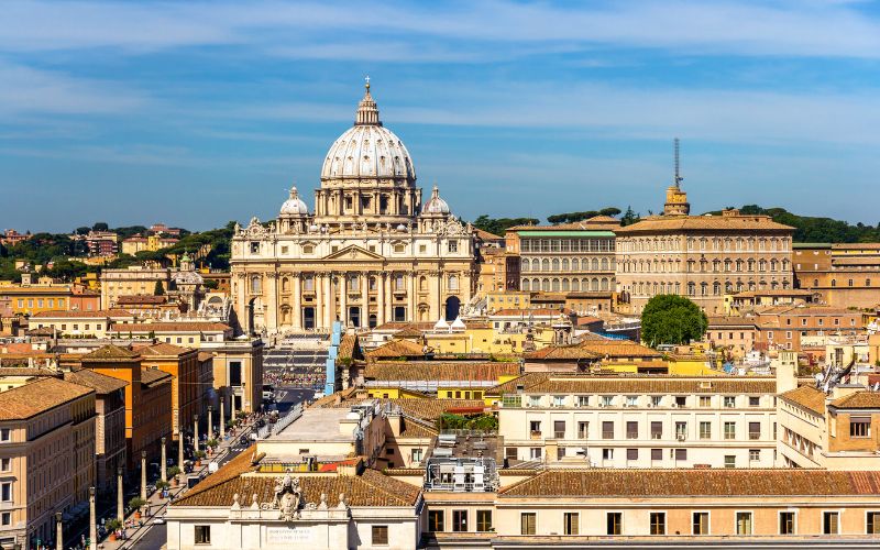 Cheap Hotel Bookings - St Peter's Basilica